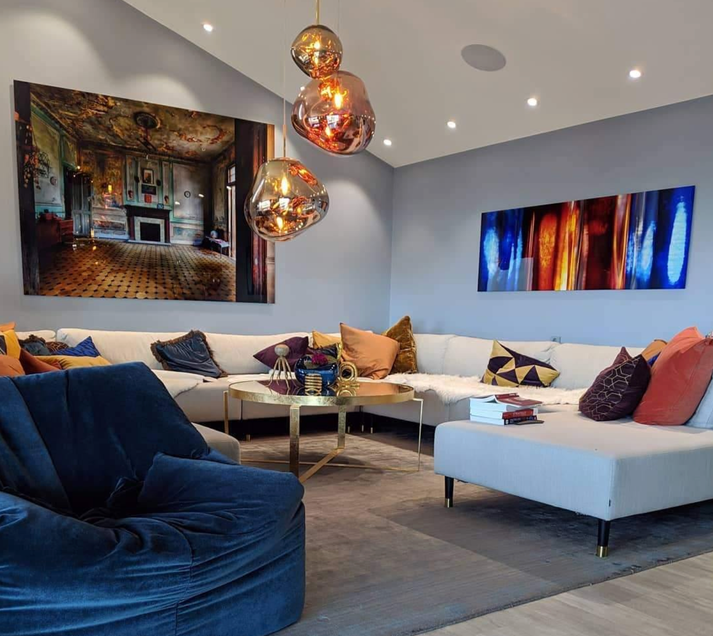 Majestic galaxy suspension