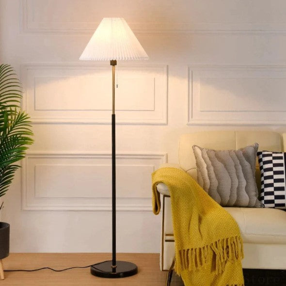 Lampadaire Design — Abat-jour plissé