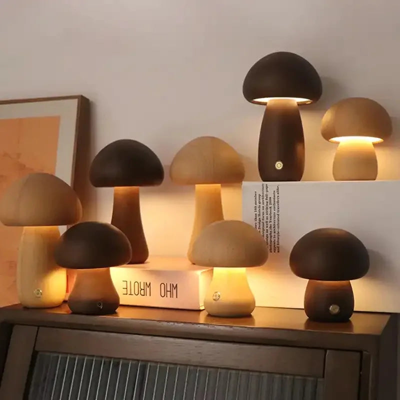 Lampe Champignon en Bois – Hêtre Naturel, Dimmable, Recharge USB