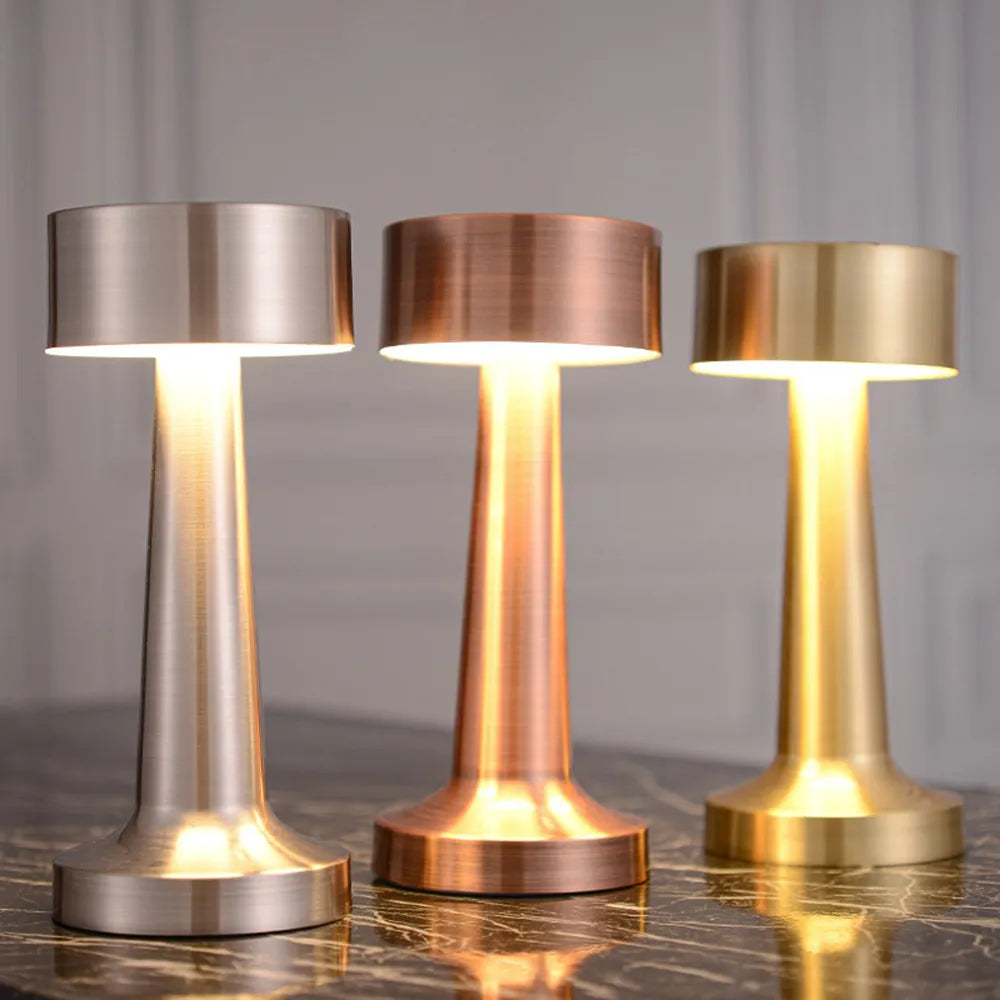 Chic table lamp