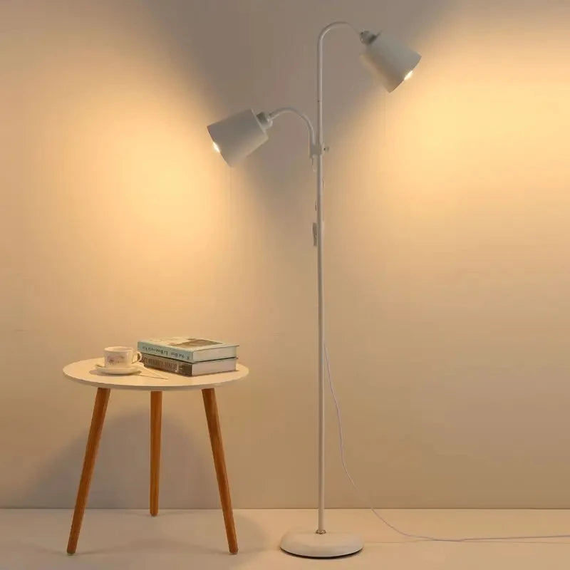 Lampadaire Double Tête Élégant