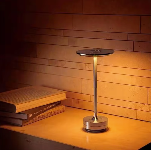 Lampe Tactile LED Design