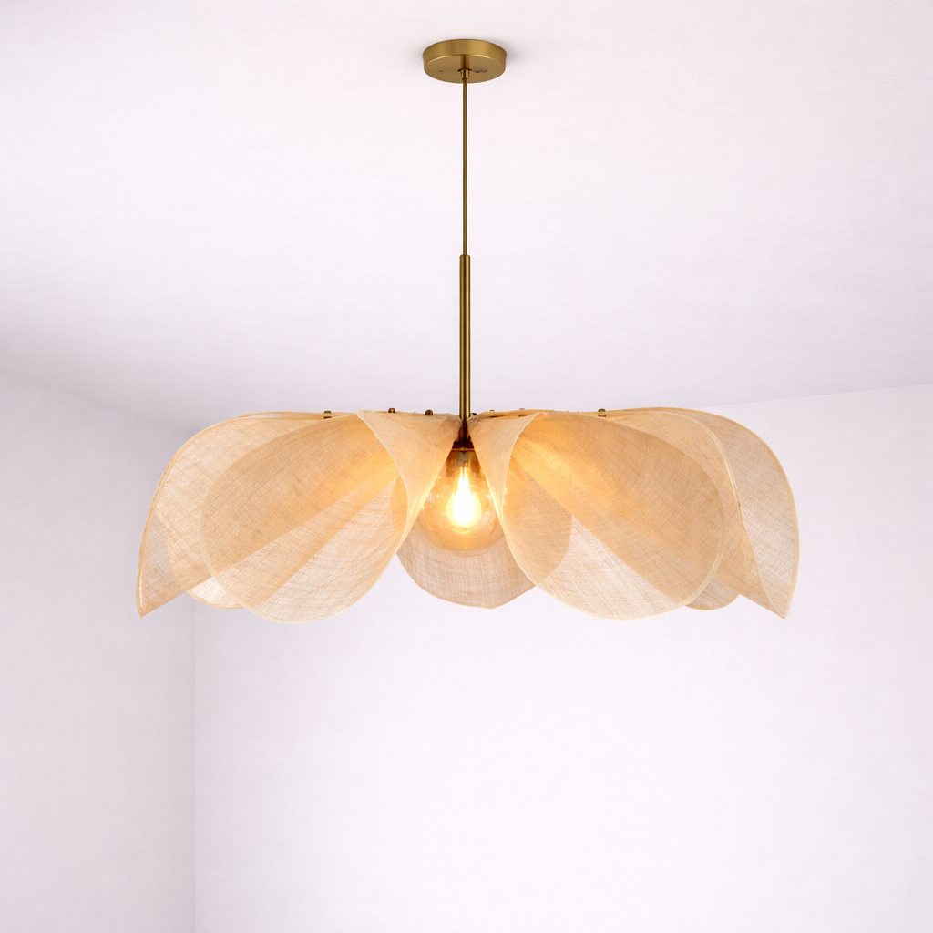 Suspension Fleur en Fibres Naturelles – Tressage Artisan, Finition Laiton