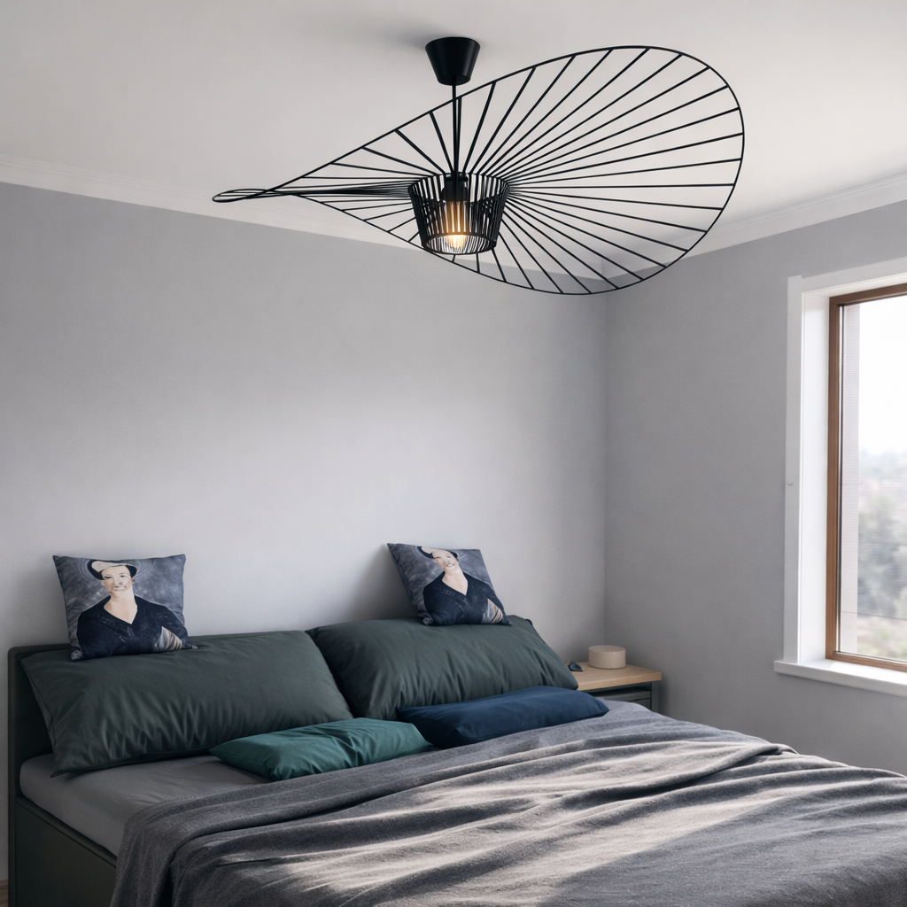 Suspension Canopée Sculpturale – Design Filaire Noir